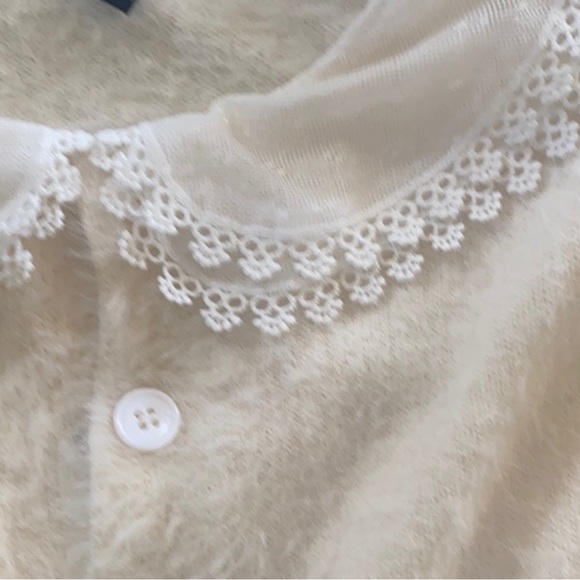 Forever 21 Fuzzy Collared Cardigan NWT - Picture 2 of 5